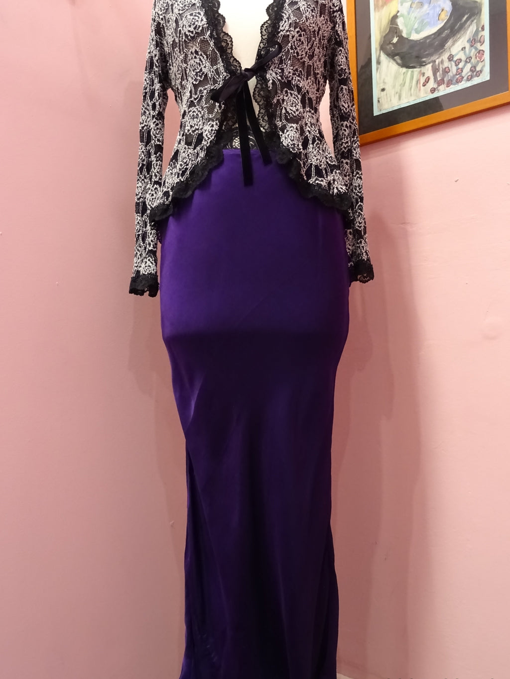 Slik skirt cut on the bias